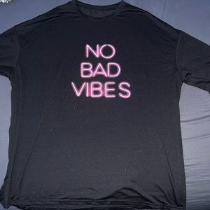 XXL "No Bad Vibes" Tee Shirt.